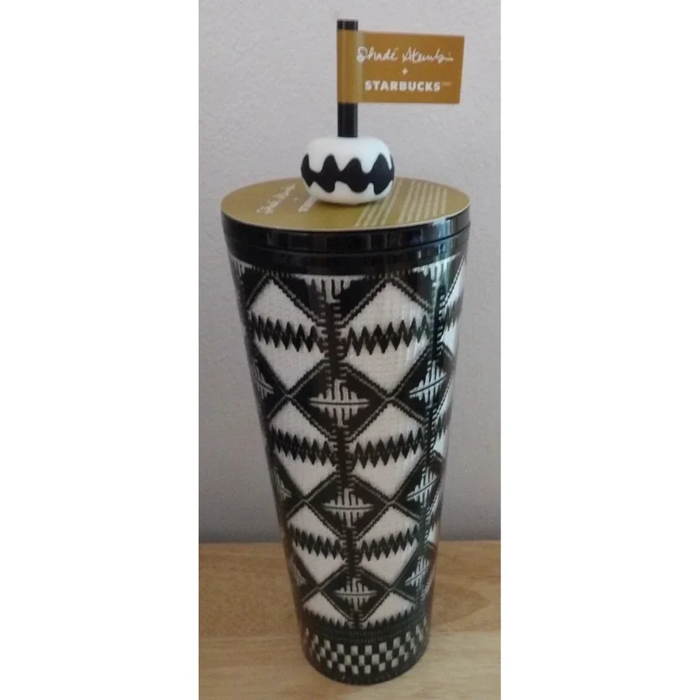 NEW - 2025 Starbucks Tumbler 24 Oz Shade Akanbi Black & White Silicone‎ Topper